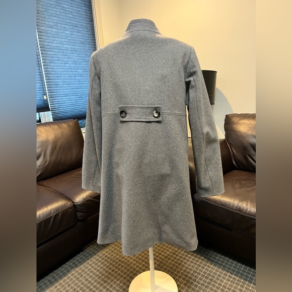 Winter coat - Picture 4 of 5